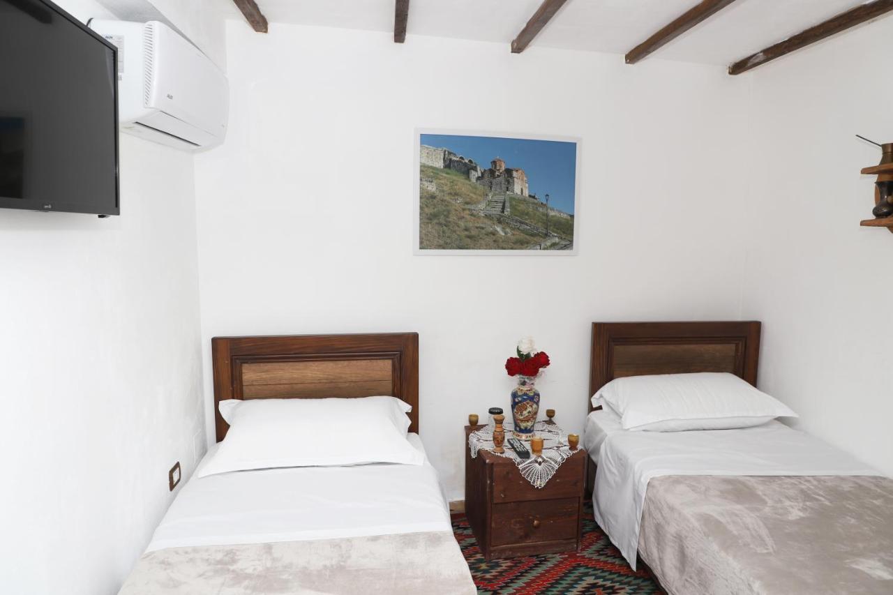Guest House Maria - Berat Castle Exterior foto