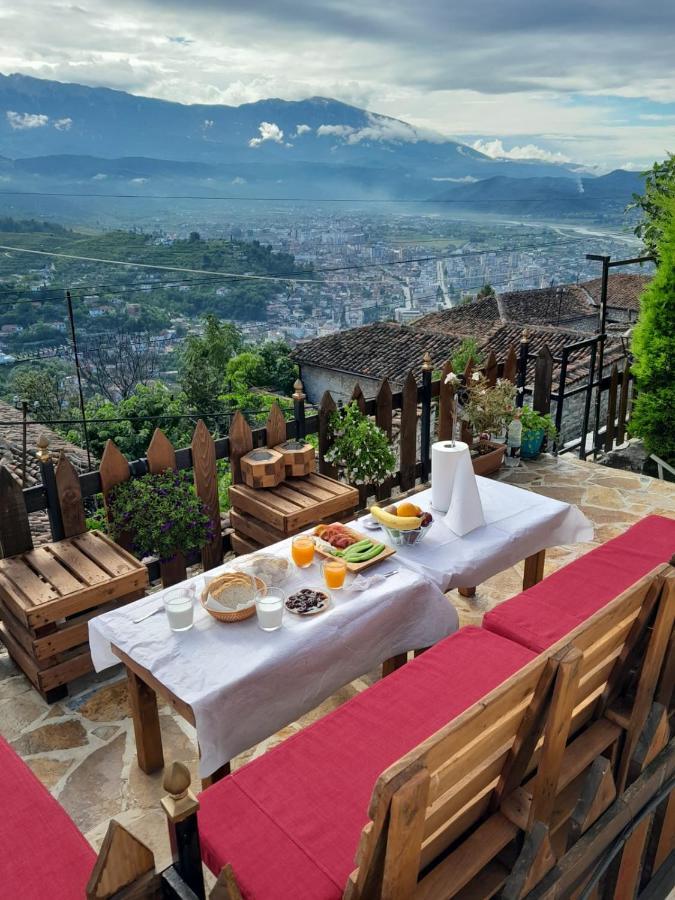 Guest House Maria - Berat Castle Exterior foto